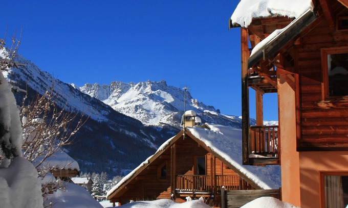 Nevache Chalet De Esquí | Chalet Le Queyrellin aldea de Chazals Nevache Altos Alpes