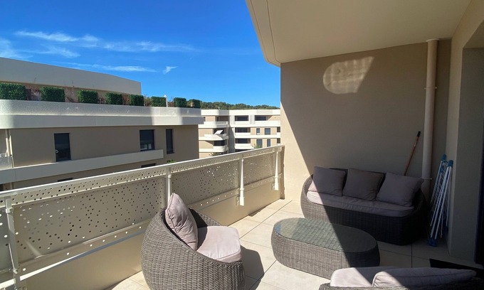 Saint-Mandrier-sur-Mer Apartamento | Le Refuge du Plongeur - New & Cosy Apartment