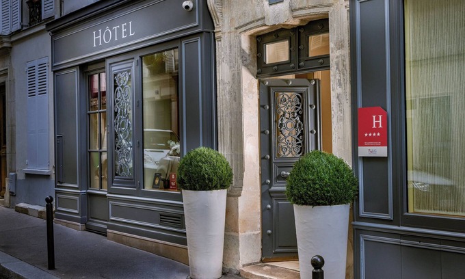 Montmartre Hotel | Le Relais Montmartre