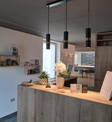 Tassullo Cama Y Desayuno | Le Rocce Val di Non - Quality Room & Breakfast