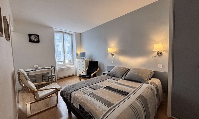 Chatel-Guyon Apartamento | Estudio reformado - Aire acondicionado - Equipado - Idealmente ubicado - Conexión WIFI