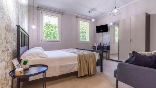 Mirandola Apartamento | -Le stanze dei Pico- Wi-Fi, nel cuore di Mirandola e una terrazza unica sul tetto