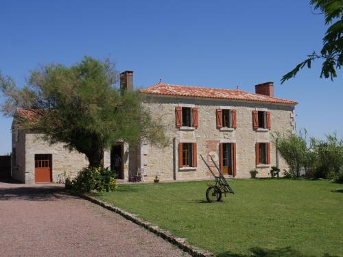 Sainte-Hermine Cama Y Desayuno | Le Tamaris Chambres d'hôtes