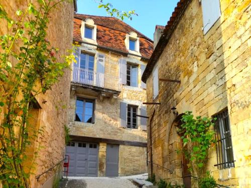 Saint-Cyprien Casa | LE TERME maison en pierre dans village tous commerces au coeur du Périgord proche Sarlat et rivière Dordogne