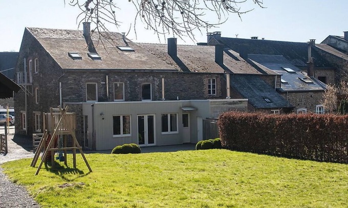 Vresse-sur-Semois Casa | Casa-Baño con bañera-Vista al campo-Le Val Fleuri - Gîte 32p.