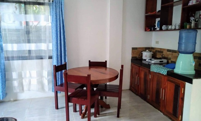 Catangnan Apartamento | LeahChris 2BR Apartment