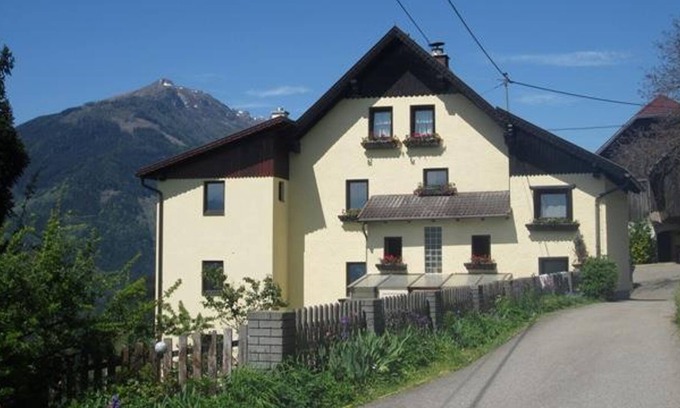Unterkolbnitz Cabina | Vrbo Property
