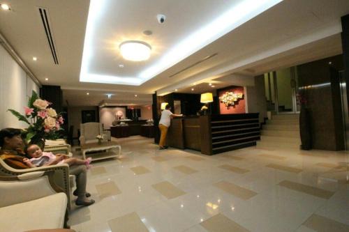 Ratchadaphisek Hotel | Leelawadee Modern Resort Huaykwang - ลีลาวดี ห้วยขวาง