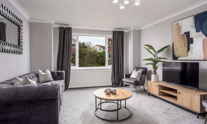 Ayr Casa | Leeward House - Donnini Apartments
