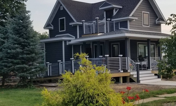 Mount Horeb Casa | Legacy Guest House , Mount Horeb WI