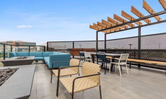 Jewell Heights - Hoffman Heights Apartamento | Legacy Unit - 1BR 1BA - S