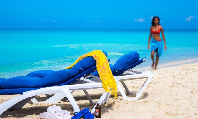 Negril Complejo | Legends Beach Resort