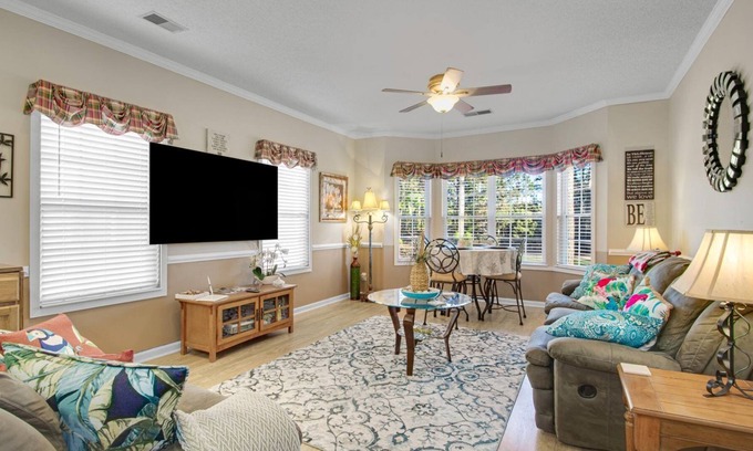 Red Hill Apartamento | Legends Golf and Beach ESCAPE!