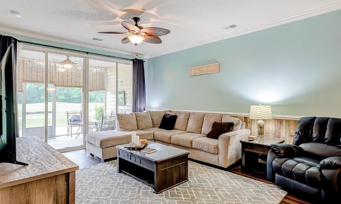 Red Hill Apartamento | Legends Resort - Montrose Ln - C