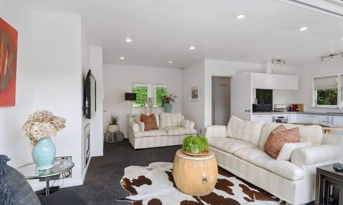 Merivale Casa | Leinster Oasis - Merivale