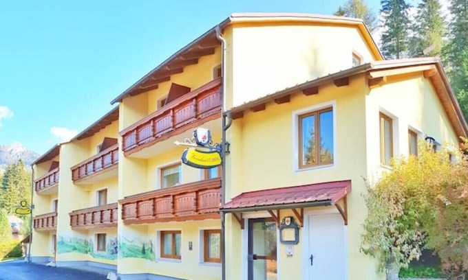 Wels Casa | Leisure - 18 bedroom self catering Panorama