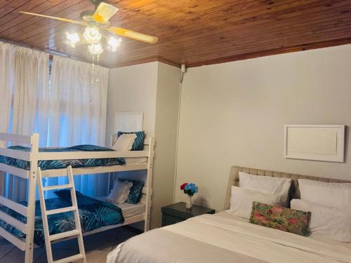 Parow Casa | Leisure Lodges Family Room Parow