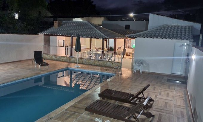 Porto da Roca Casa | Casa grande, bien ventilada y cómoda en Saquarema. Wifi, piscina y barbacoa.