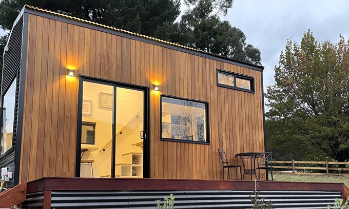 East Warburton Casa | Leith Hill Tiny House Mountain Views