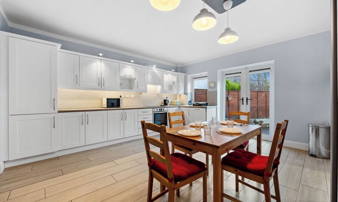 Leixlip Casa | Leixlip Contractor housing - sleeps 5