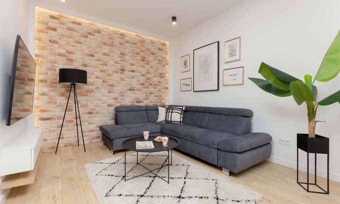Bielany Apartamento | Lekka 1 | Luxury Apartment | Balcony | Parking