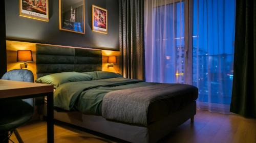 Pradnik Czerwony Apartamento | Lema Tauron Arena Two Bedroom Apartment