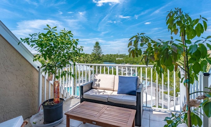 Englewood South Casa | Lemon Bay Townhome Su