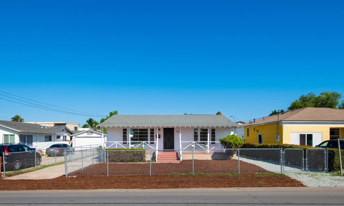 Lemon Grove Casa | Lemon Grove Charm