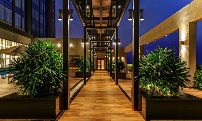 Bhubaneshwar Hotel | Lemon Tree Premier Bhubaneswar