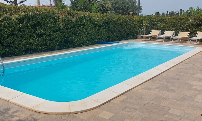 Terrasini Villa | Villa de limón en la pequeña cala de Paternella.