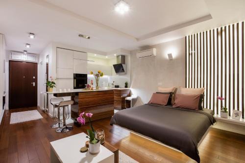 Novi Beograd Apartamento | Leo Modern Urban Stay, Self Check-In, Free Garage