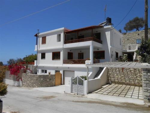Pitsidia Villa | Leonidas Comfortable holiday residence