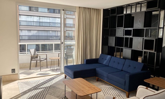 Itaim Bibi Apartamento | LEOPOLDODUO - Elegant duplex in the heart of Itaim Bibi