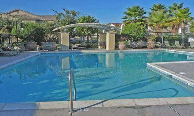 North Natomas Casa | LePark BLUE Luxury con piscina y spa junto a los hospitales del Downtown Airport Arena