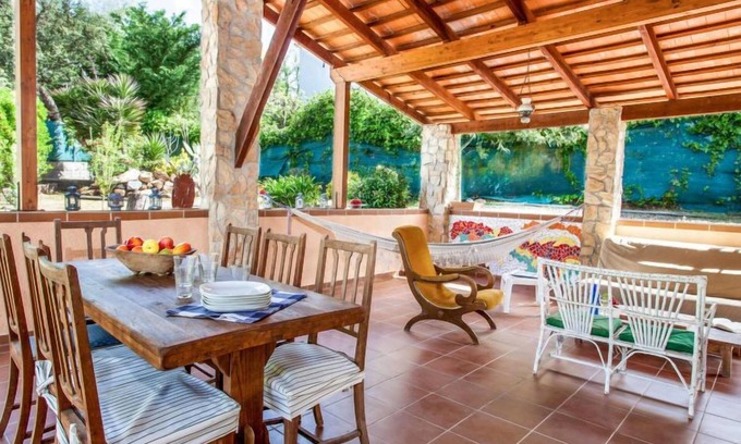 Can Carbonell Casa | Les Agudes by Interhome