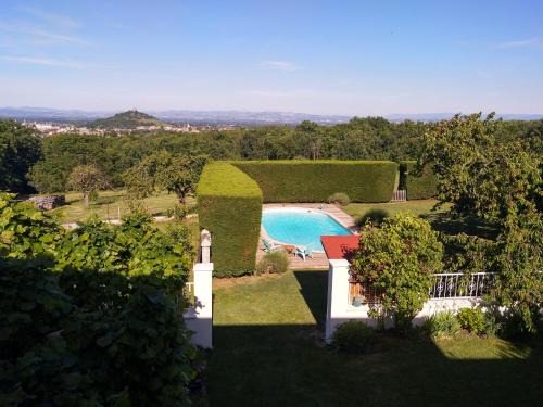 Saint-Georges-Haute-Ville Cama Y Desayuno | Les Bessonnes