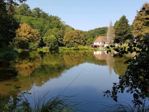 Payzac Chalet De Esquí | Les Chalets Du Moulin Du Châtain 4