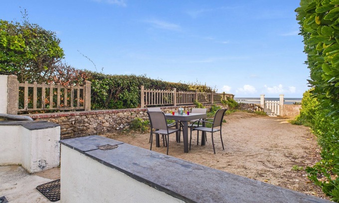 Pornichet Chalet De Esquí | Les Chardons, beach access, 4 adults 1 child