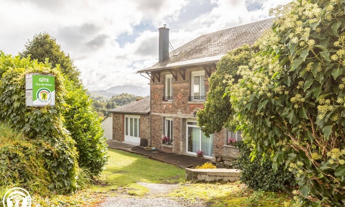 Saint-Sauves-d'Auvergne Casa | Les Cocottes - Saint Sauves D'auvergne
