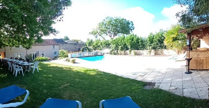 Doue-la-Fontaine Cama Y Desayuno | Les dodos de Rose