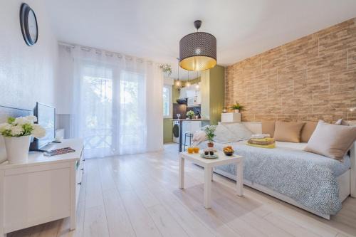 Toulouse West Apartamento | Les Elfes - avec entrée autonome, clim neuve, jardin, parking privé & gourmandises offertes ! -