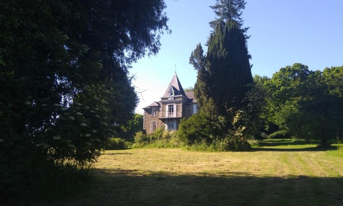 Parigne Casa | Les Gîtes du Château de Passillé