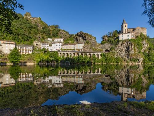 Ambialet Casa | Les Gîtes du Rocher et de la Boucle du Tarn