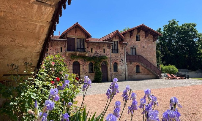 Chanonat Casa | Les Glycines de Viallevelours