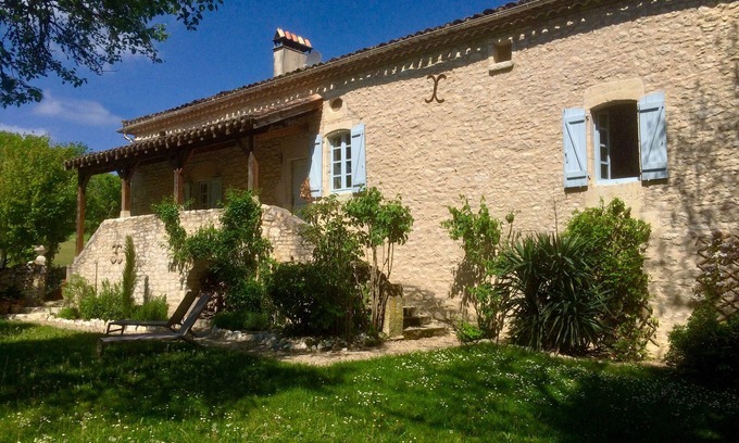 Lascabanes Casa | Les Hauts de Lascabanes, casa de huéspedes tranquila en Quercy Blanc
