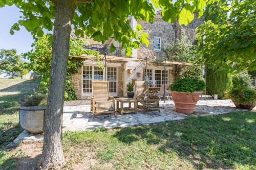 Etables Casa | Les Hiboux du Domaine du Moulin