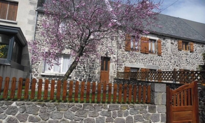 Murol Casa | Les Hirondelles - Murol
