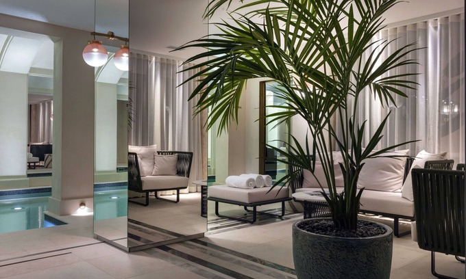 Madeleine Hotel | Les Jardins Du Faubourg Hotel & Spa by Shiseido