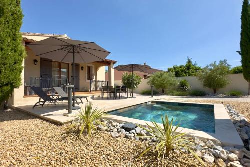 L'Isle-sur-la-Sorgue Casa | Les Lauriers Blancs air-conditioned villa with swimming pool
