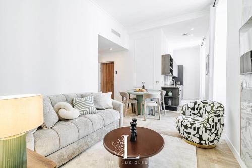 Carnot Apartamento | Les Lucioles 6 - Luxury 1 Bedroom Apartment